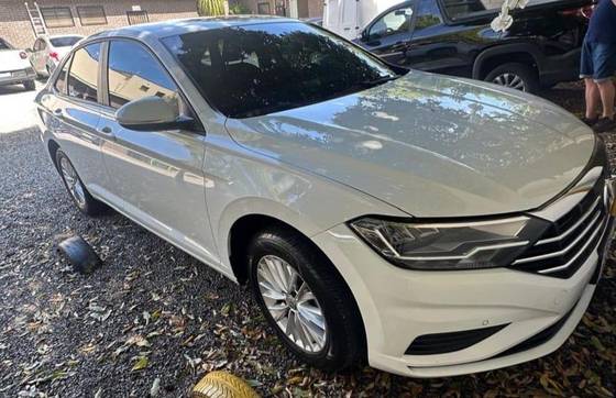 VOLKSWAGEN JETTA 1.4 250 TSI TOTAL FLEX TIPTRONIC